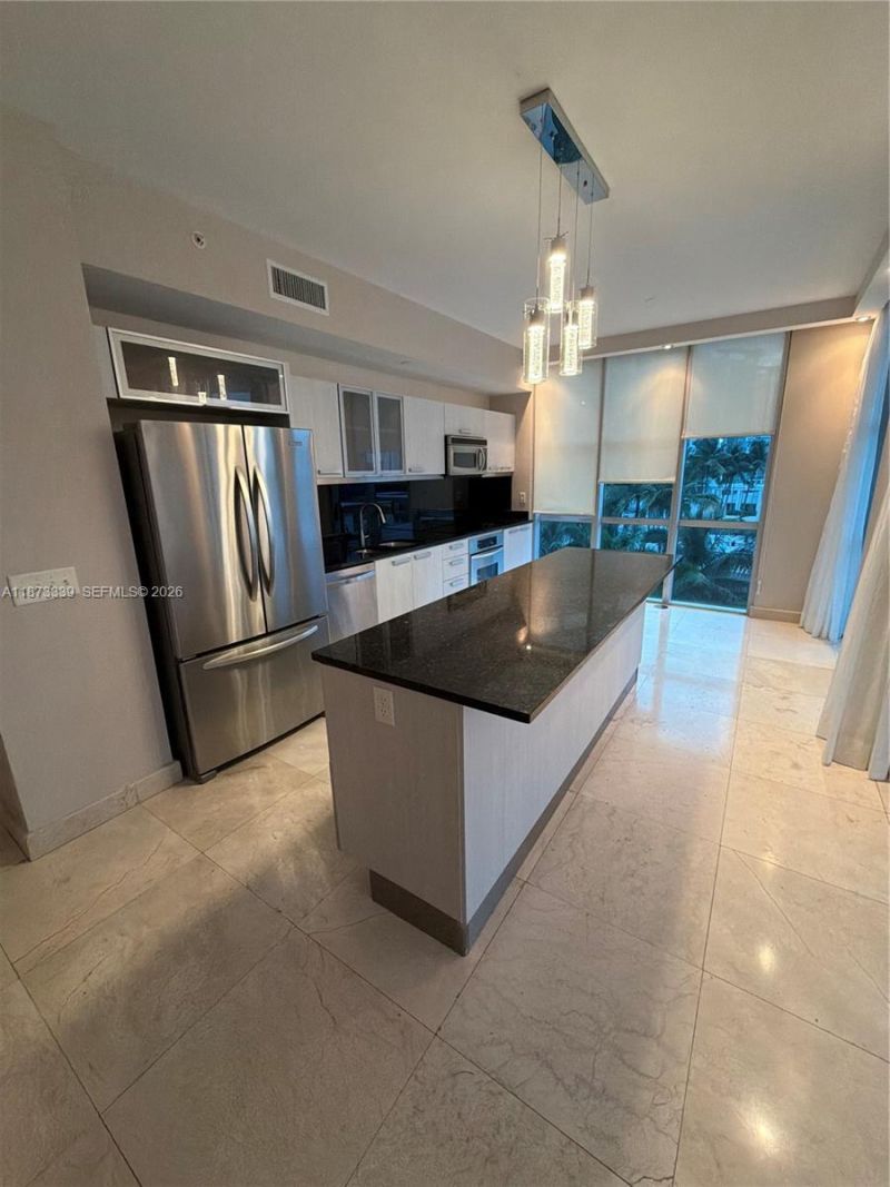 3131 NE 188th St, Unit 1-702, Aventura, FL 33180 Photo