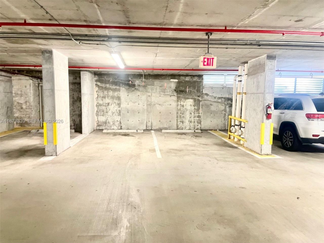 3131 NE 188th St, Unit 1-702, Aventura, FL 33180 Photo