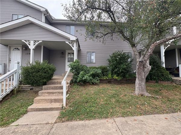 1305 E 123RD Terrace, Unit B, Olathe, KS 66061