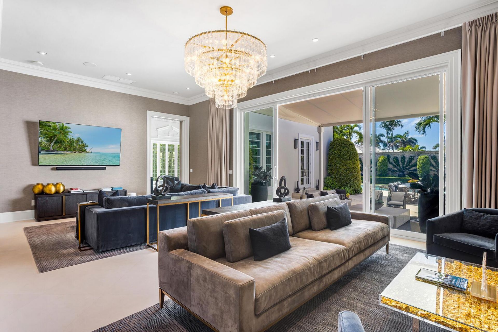 134 Casa Bendita, Palm Beach, FL 33480 Photo