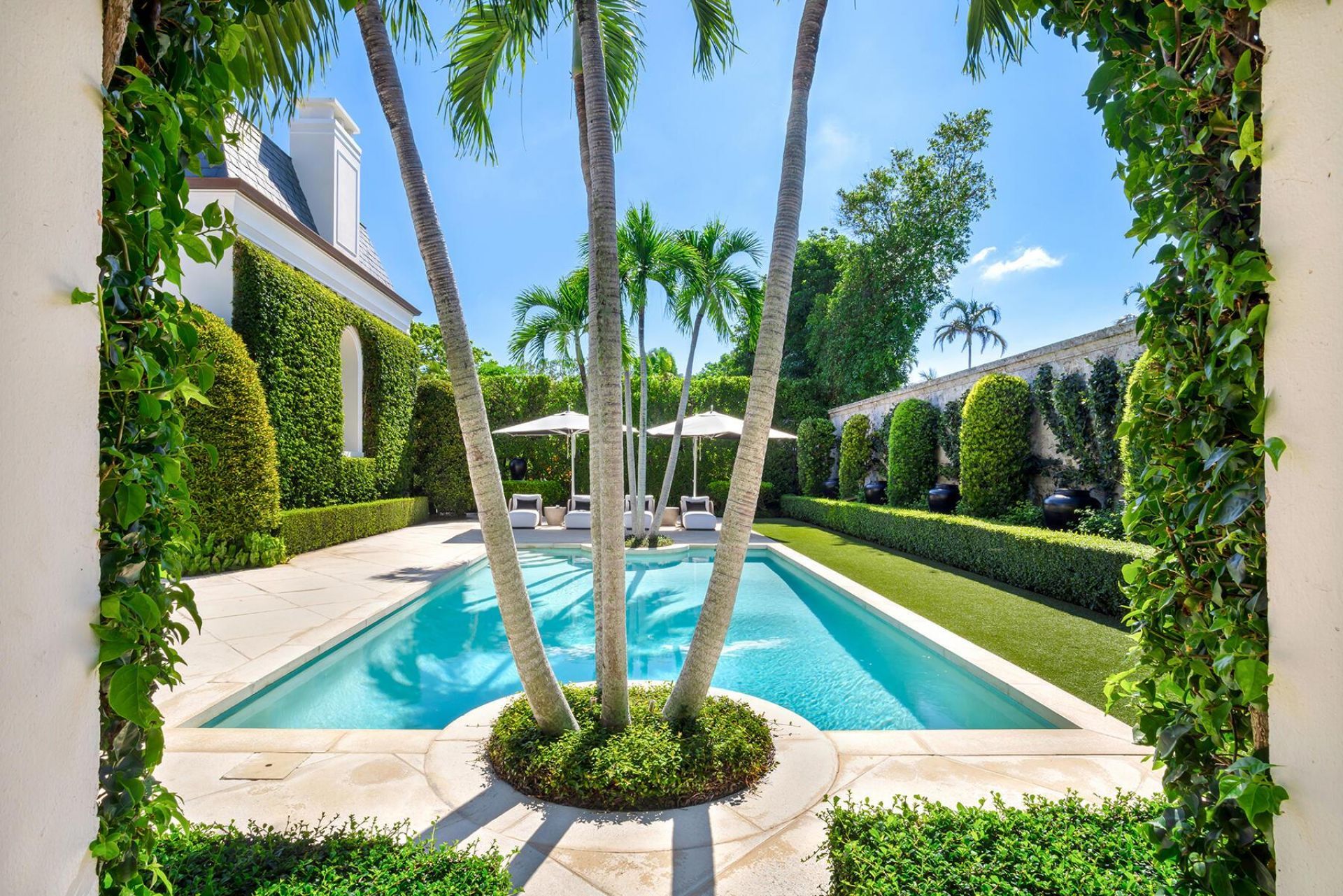 134 Casa Bendita, Palm Beach, FL 33480 Photo