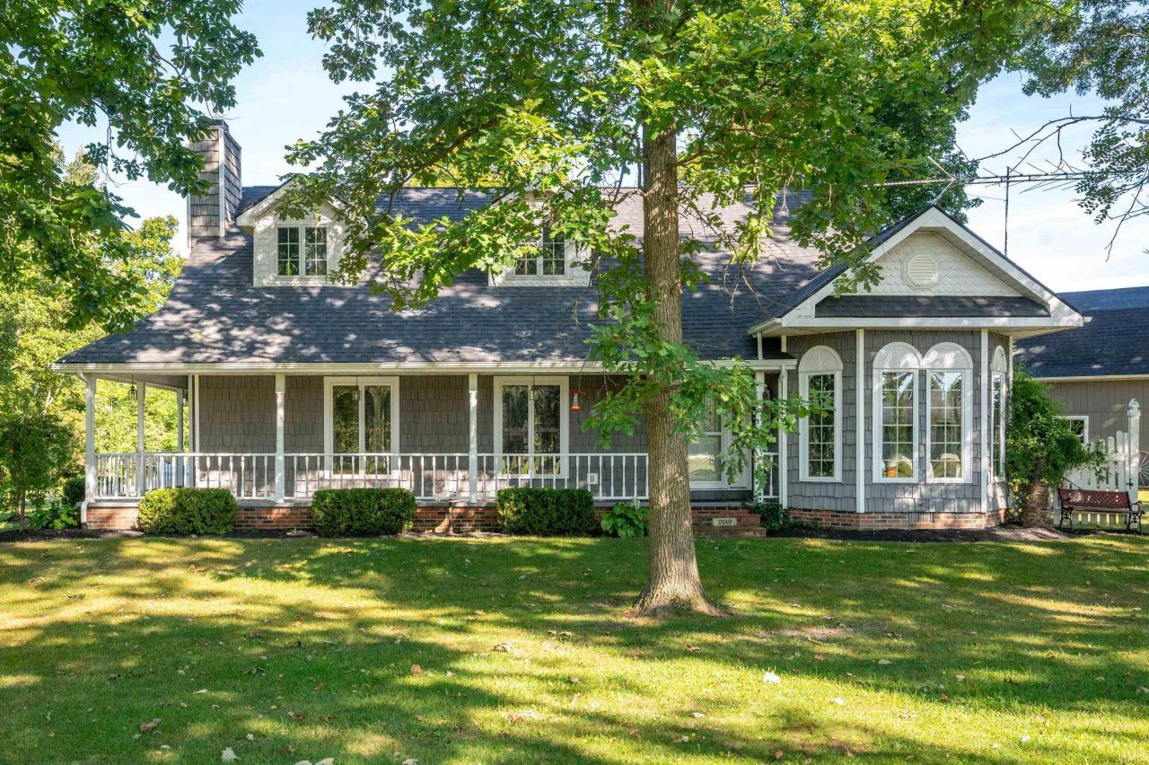 203 Westwood Drive, Hartford City, IN 47348 Main Photo