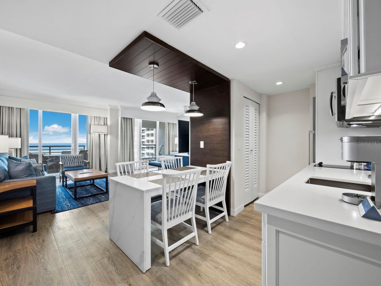 210 Sands Point Road, Unit 2405, Longboat Key, FL 34228 Photo