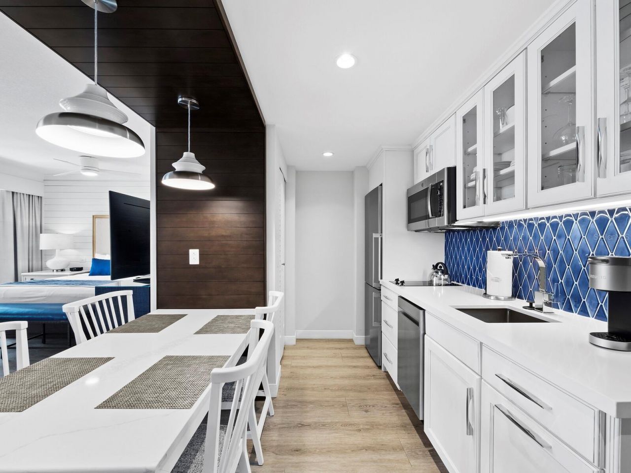 210 Sands Point Road, Unit 2405, Longboat Key, FL 34228 Photo