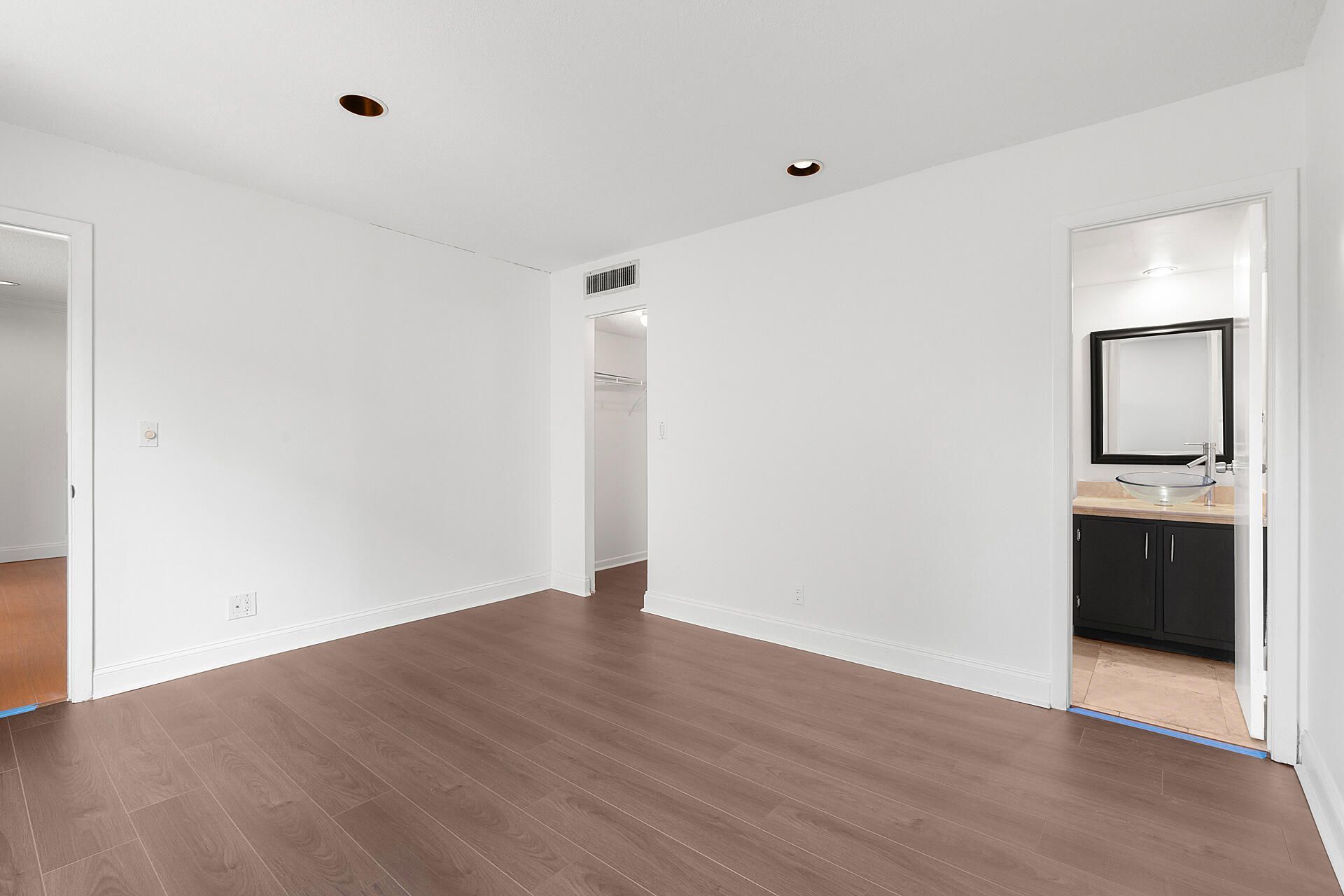 6300 S Falls Cir Drive, Unit 213, Lauderhill, FL 33319 Photo