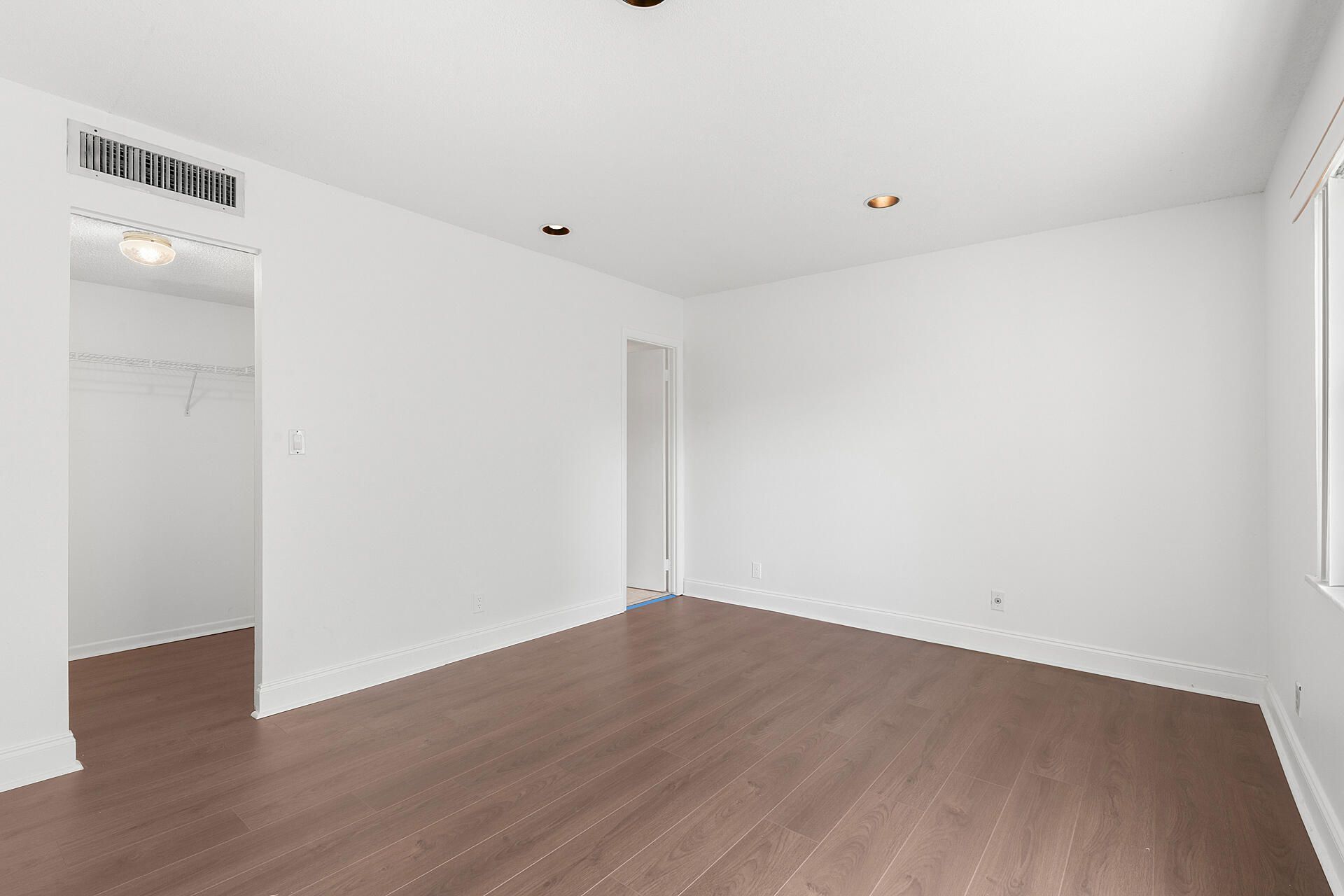 6300 S Falls Cir Drive, Unit 213, Lauderhill, FL 33319 Photo