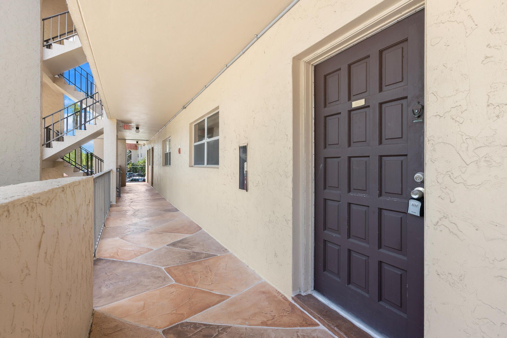 6300 S Falls Cir Drive, Unit 213, Lauderhill, FL 33319 Photo