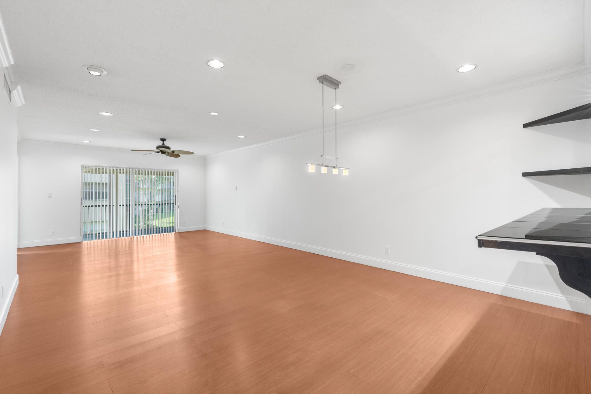 6300 S Falls Cir Drive, Unit 213, Lauderhill, FL 33319 Photo