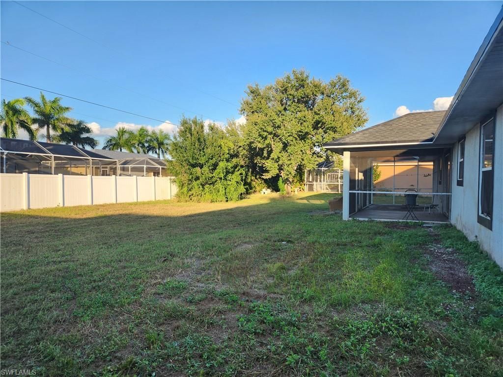 621 SW 21st Ln, Cape Coral, FL 33991 Photo