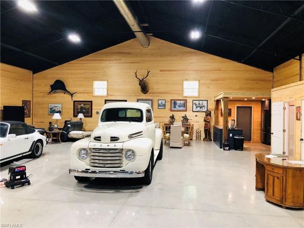 21211 Palm Beach BLVD, ALVA, FL 33920