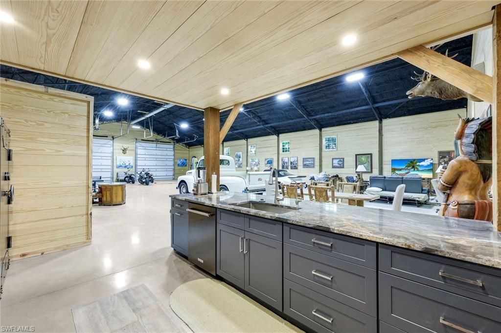 21211 Palm Beach Blvd, Alva, FL 33920 Photo