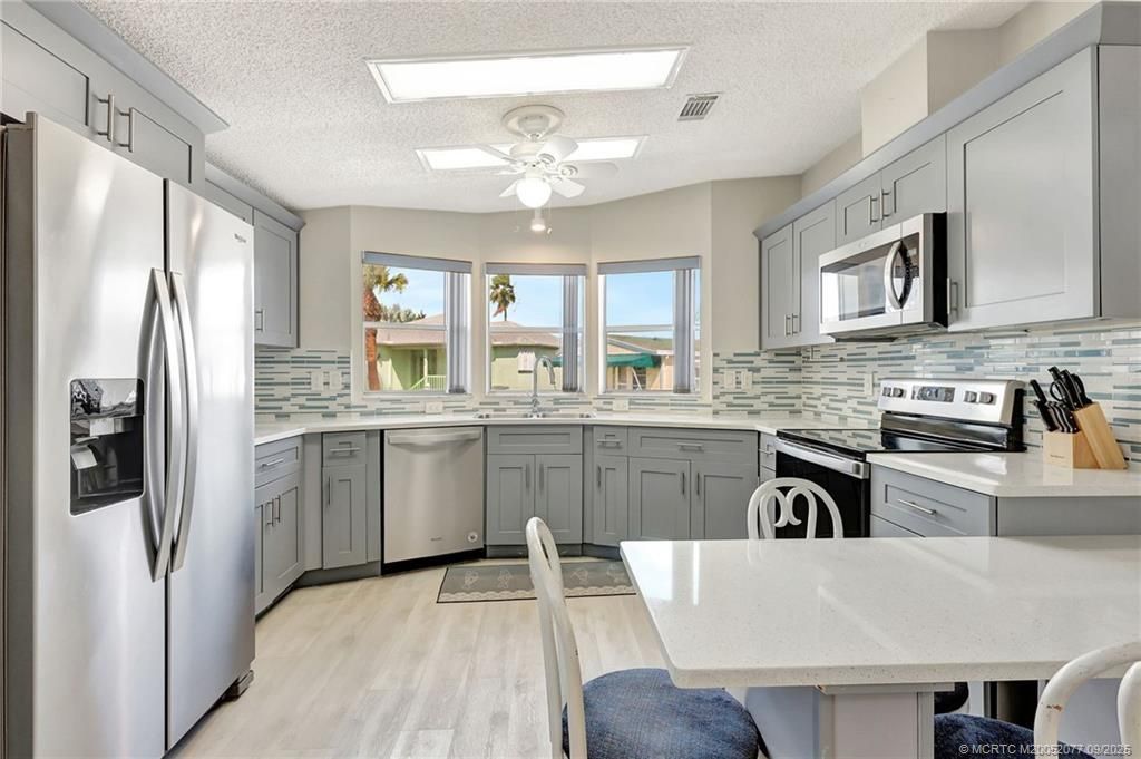 511 Nettles Boulevard, Jensen Beach, FL 34957 Photo