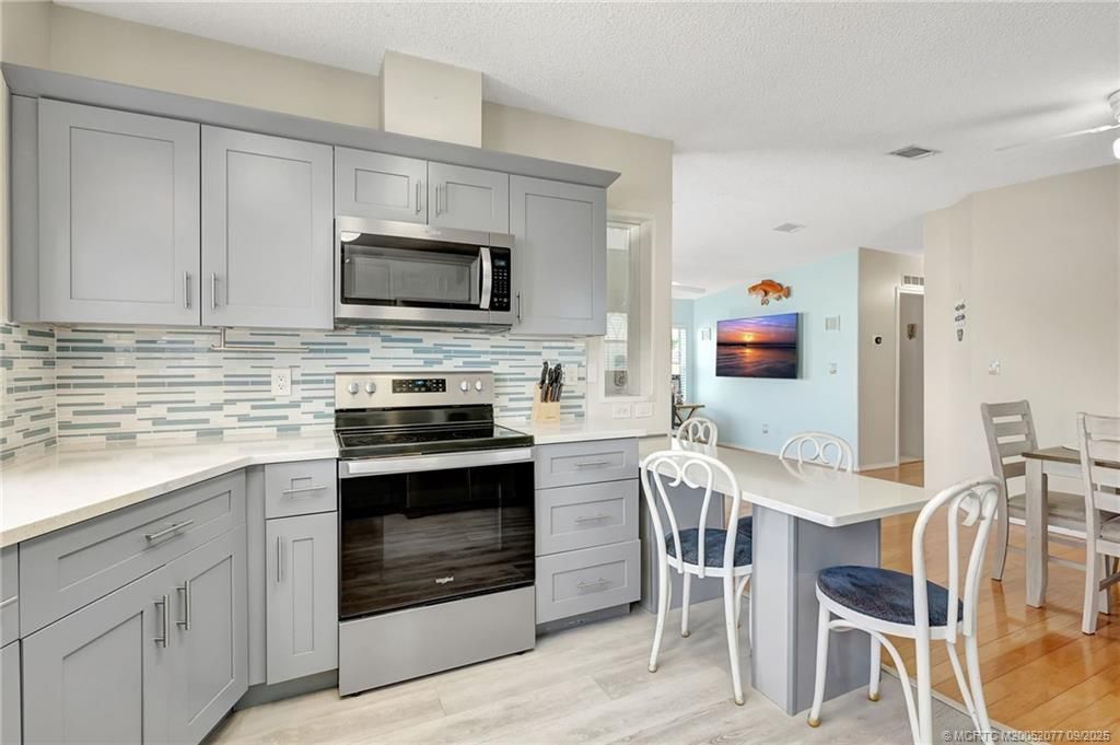 511 Nettles Boulevard, Jensen Beach, FL 34957 Photo