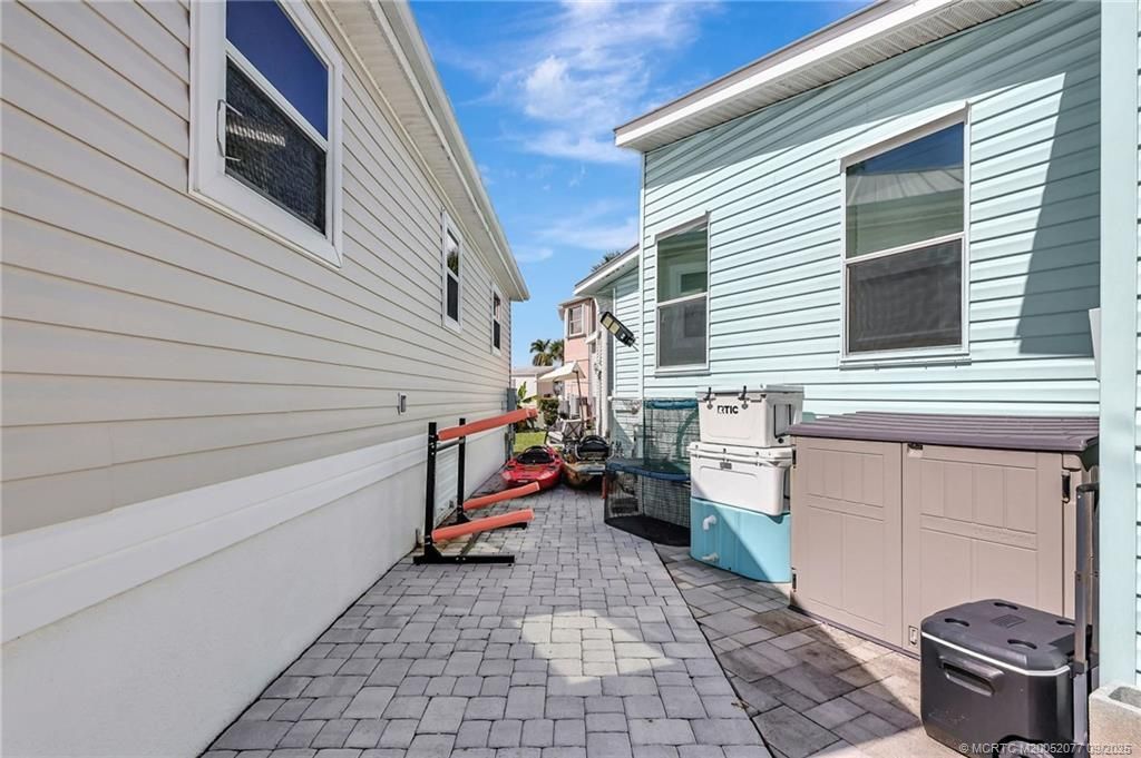 511 Nettles Boulevard, Jensen Beach, FL 34957 Photo