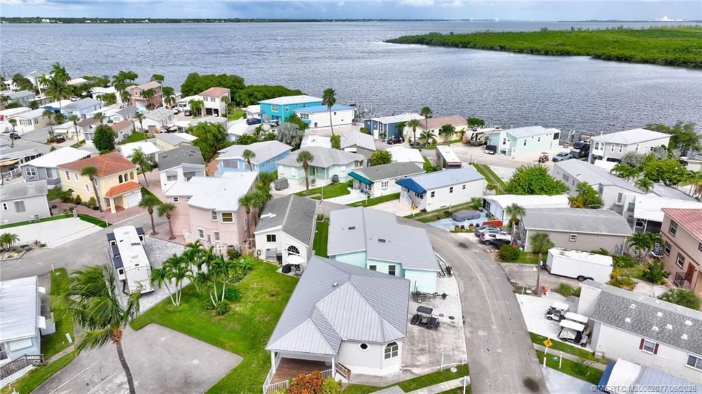 511 Nettles Boulevard, Jensen Beach, FL 34957 Photo