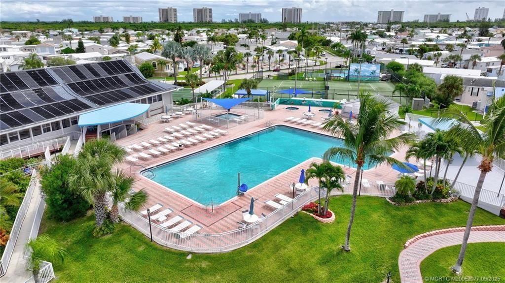 511 Nettles Boulevard, Jensen Beach, FL 34957 Photo