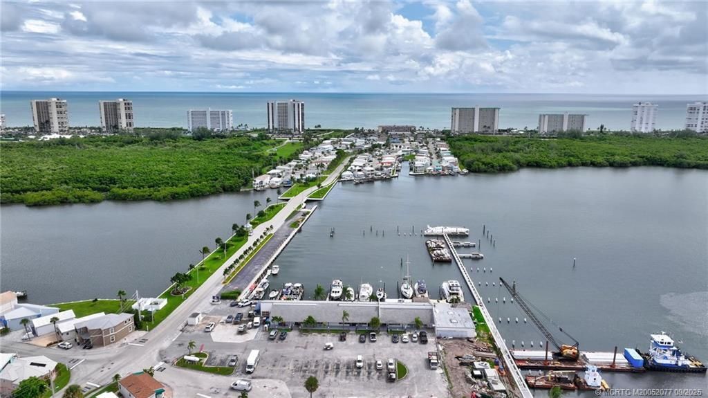 511 Nettles Boulevard, Jensen Beach, FL 34957 Photo