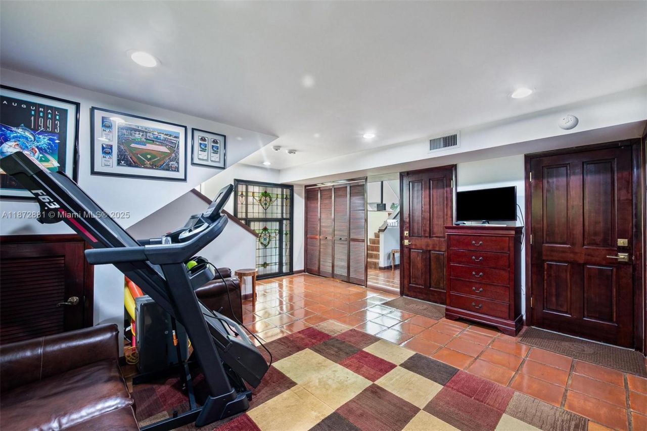 2000 S Bayshore Dr, Unit 72, Miami, FL 33133 Photo