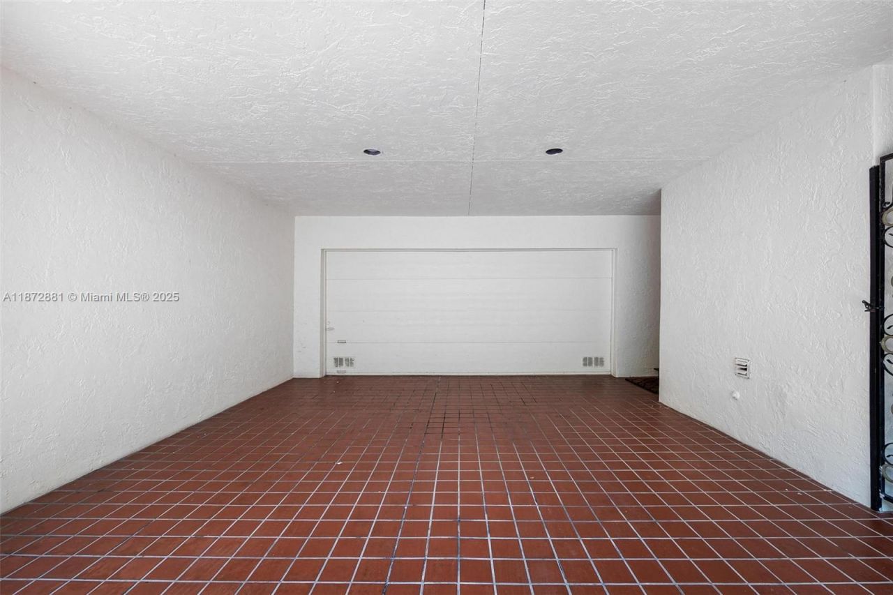 2000 S Bayshore Dr, Unit 72, Miami, FL 33133 Photo