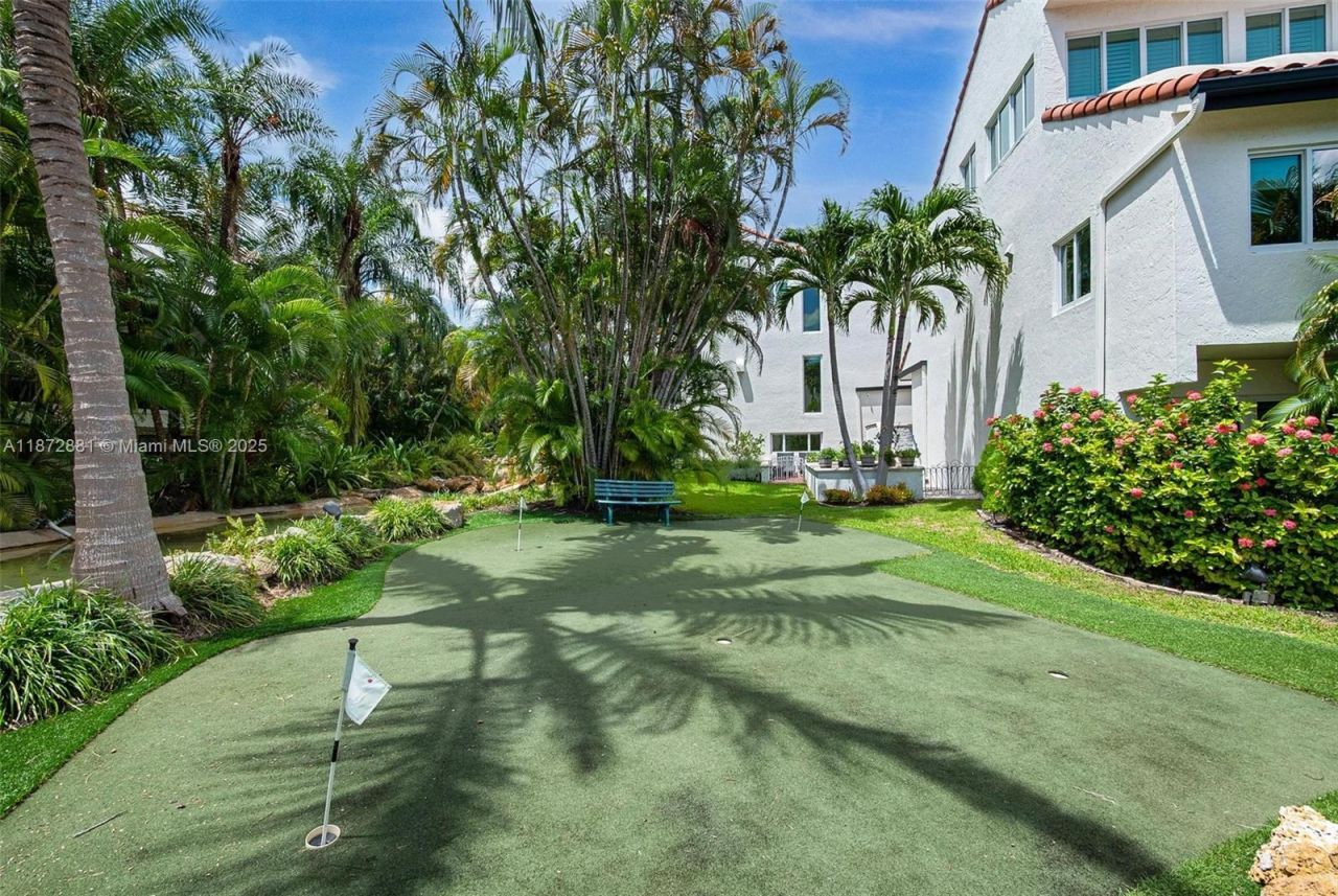 2000 S Bayshore Dr, Unit 72, Miami, FL 33133 Photo