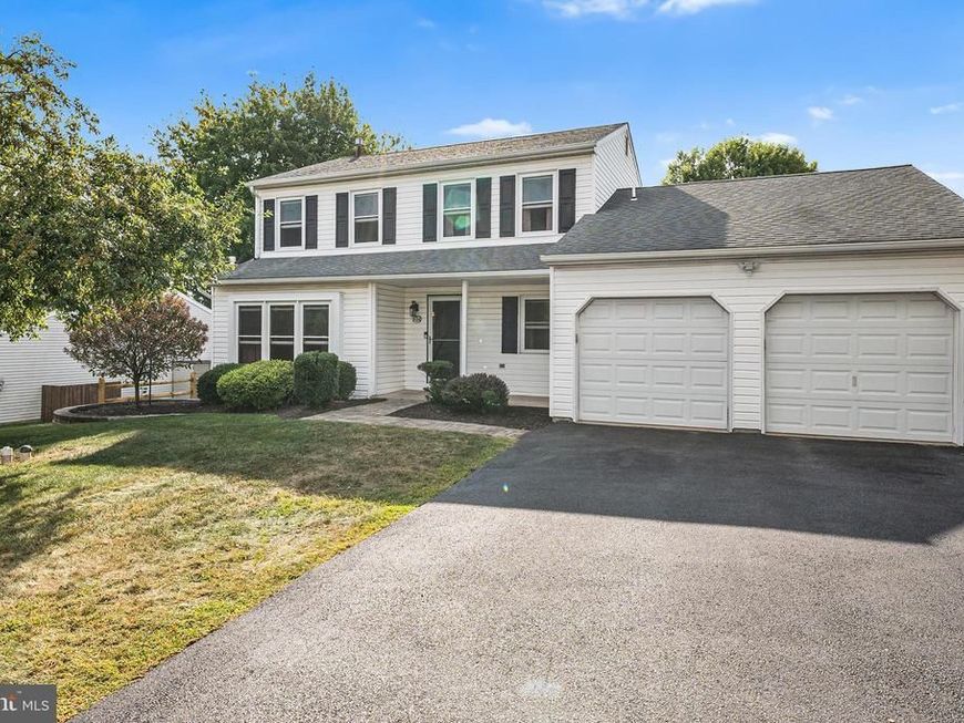 2126 Deer Ridge Drive, Pottstown, PA 19464 Main Photo