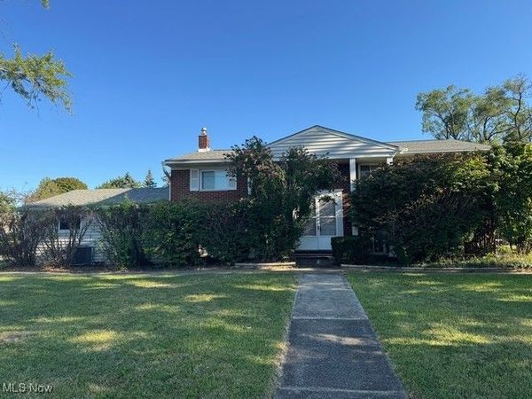 24051 Columbus Road, Bedford Heights, OH 44146