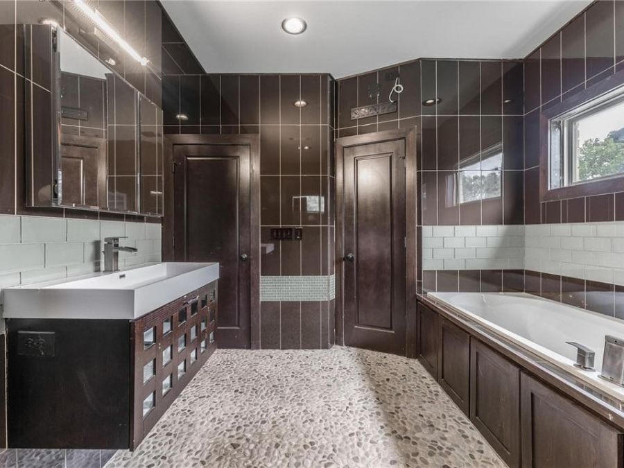 Property Image 57