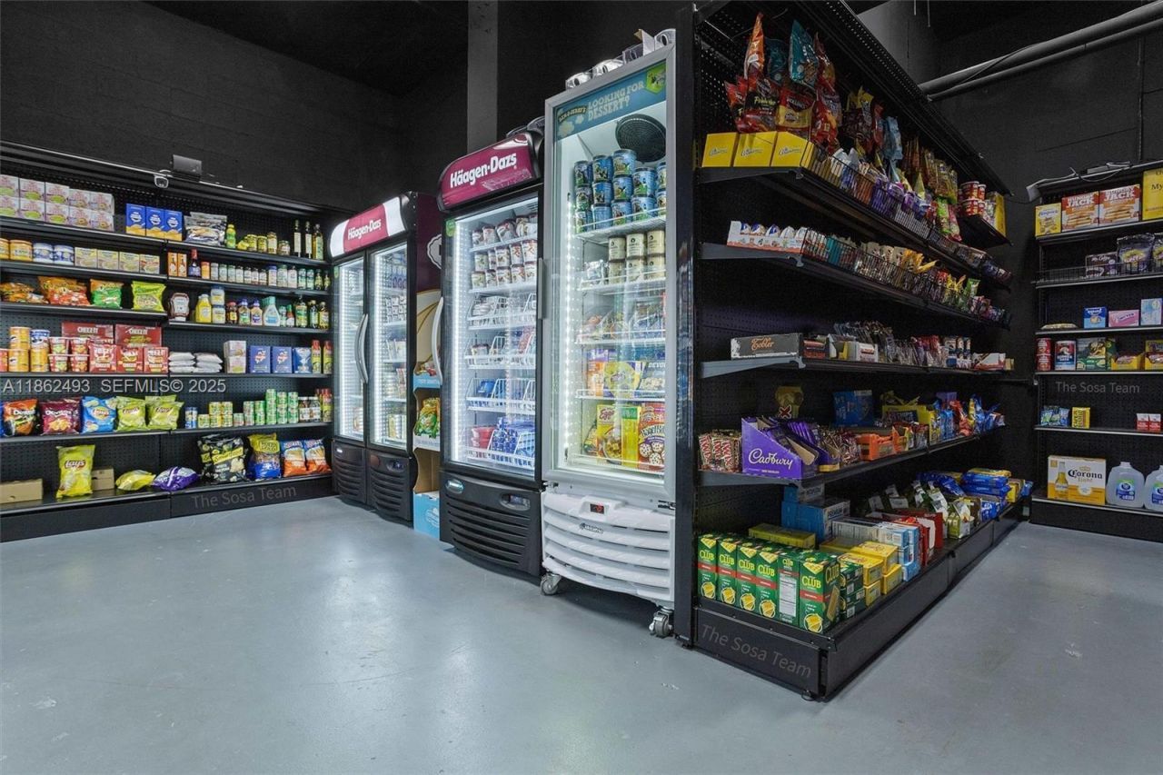 770 Claughton Island Dr, Unit 1814, Miami, FL 33131 Photo