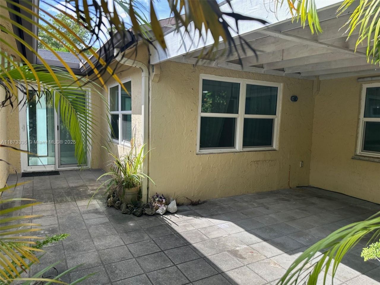 6061 NW 198th Ter, Miami, FL 33015 Photo