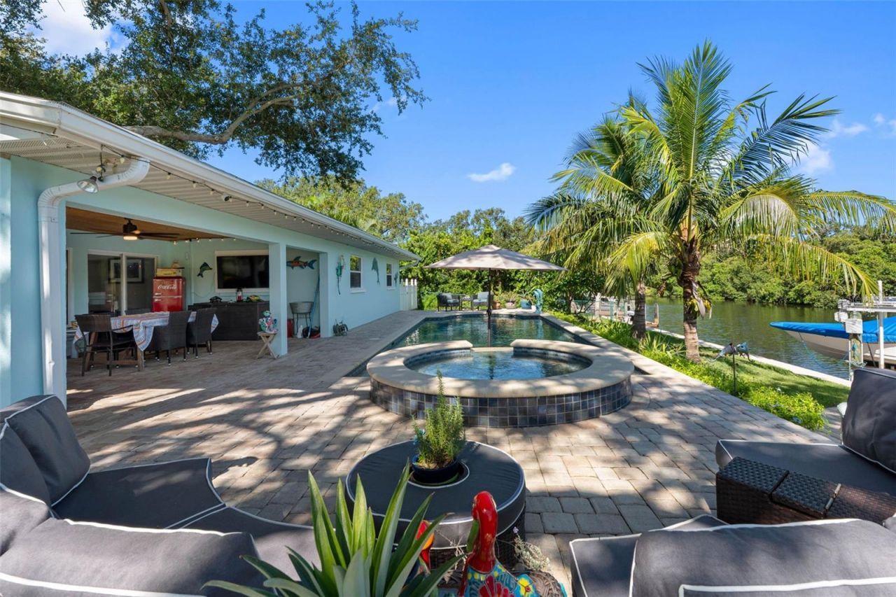 1131 45th Avenue Ne, Saint Petersburg, FL 33703 Photo