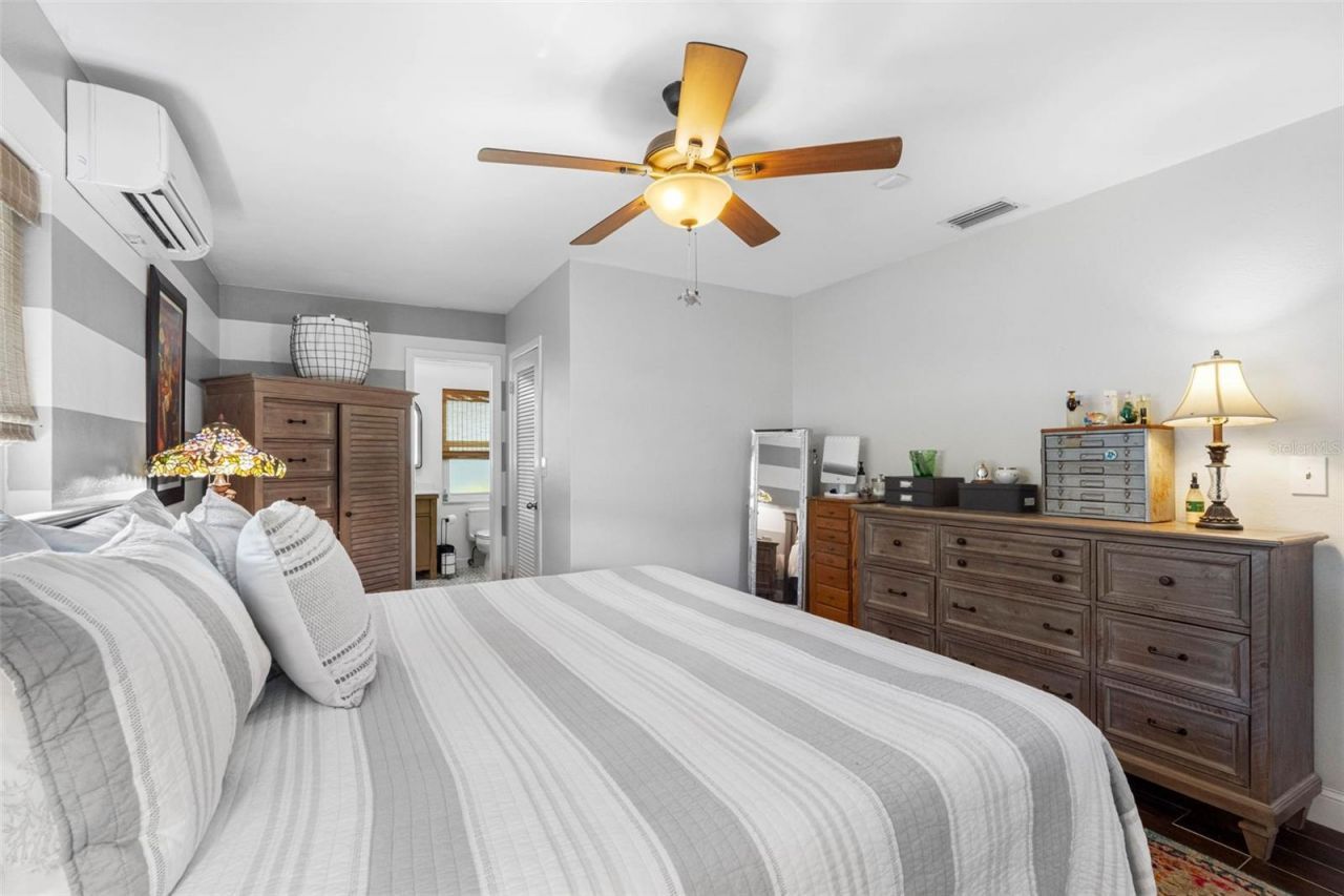 1131 45th Avenue Ne, Saint Petersburg, FL 33703 Photo