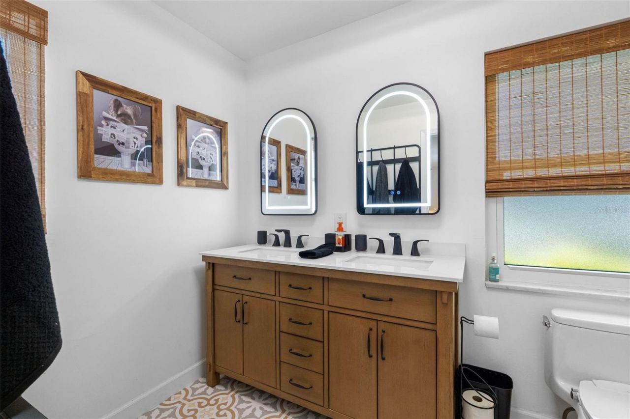 1131 45th Avenue Ne, Saint Petersburg, FL 33703 Photo