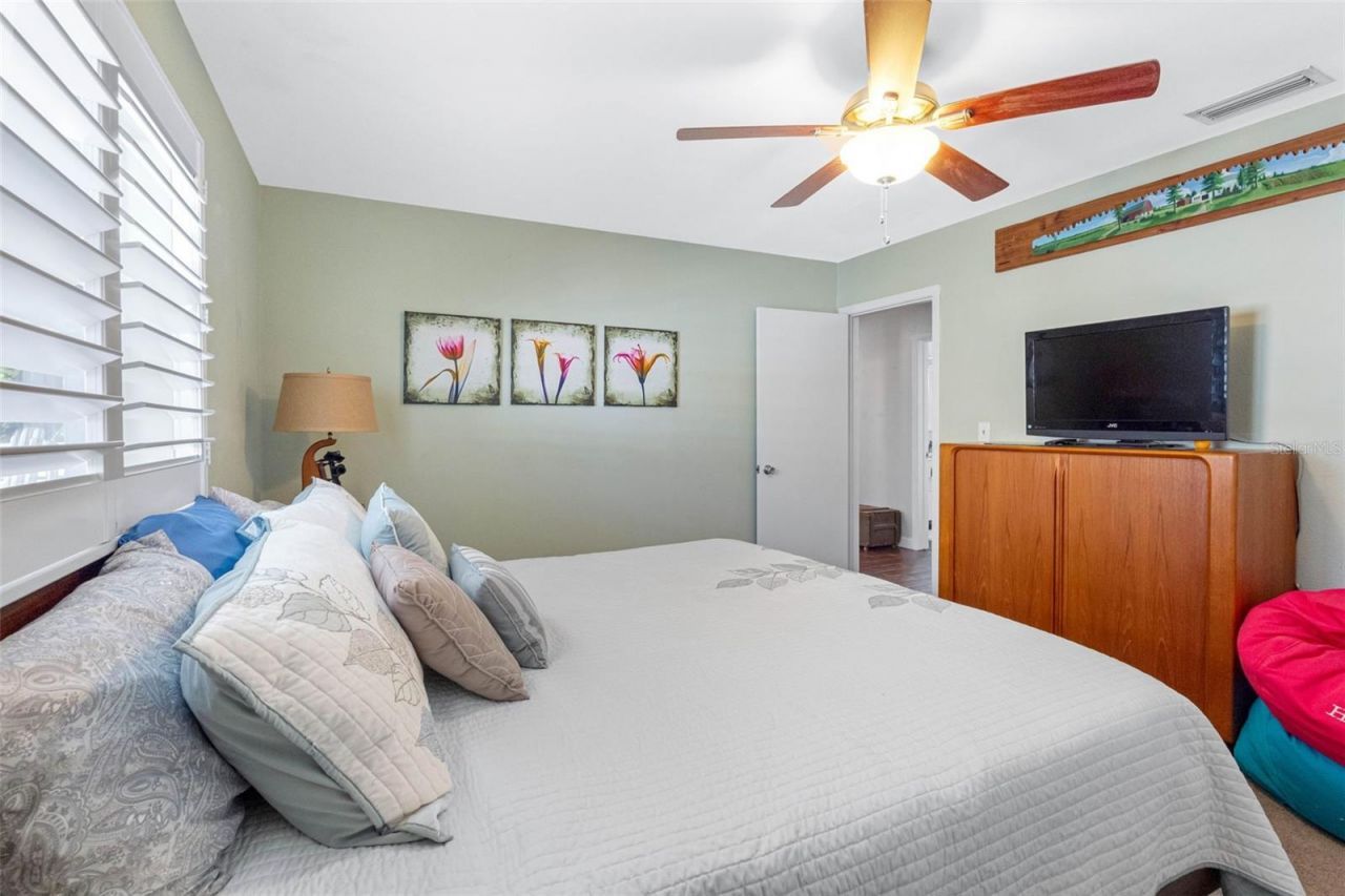 1131 45th Avenue Ne, Saint Petersburg, FL 33703 Photo