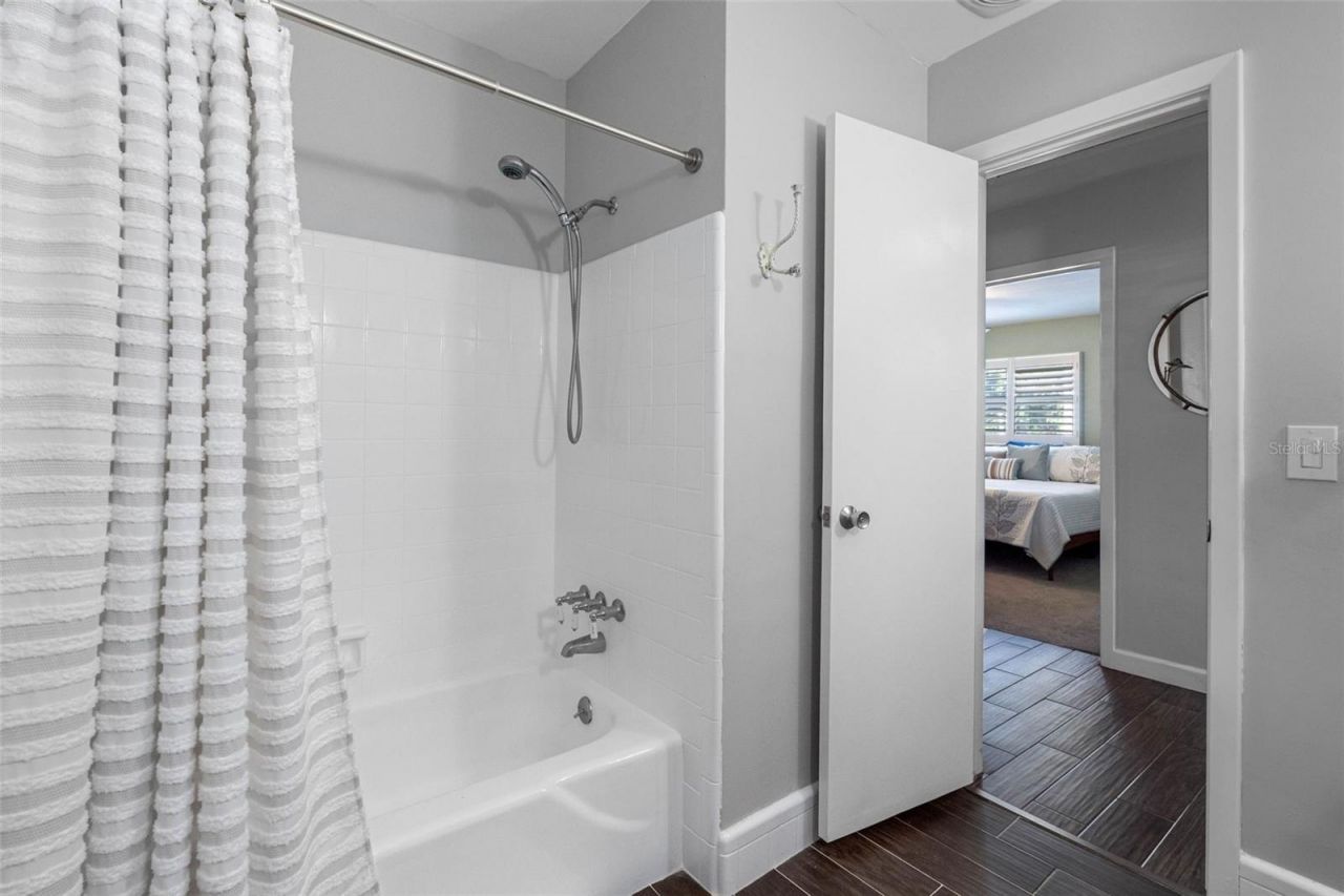 1131 45th Avenue Ne, Saint Petersburg, FL 33703 Photo