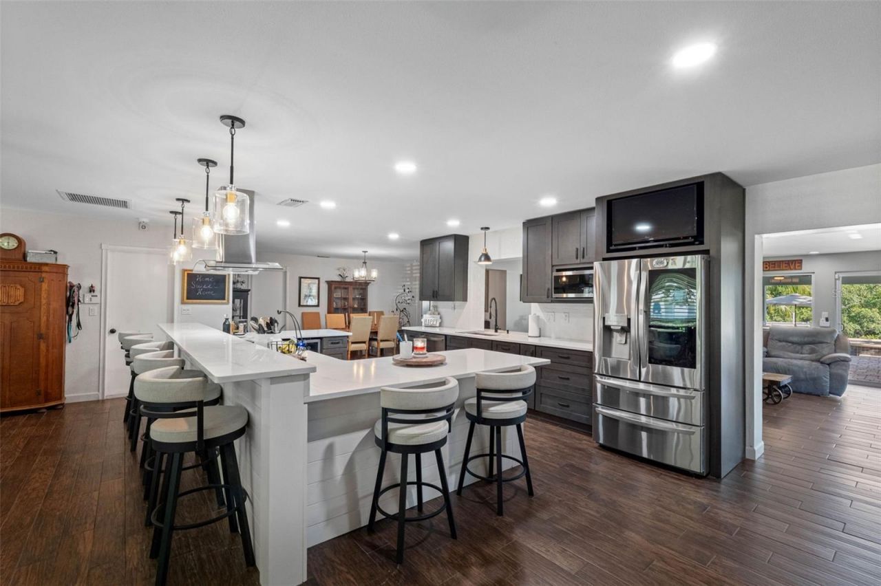 1131 45th Avenue Ne, Saint Petersburg, FL 33703 Photo