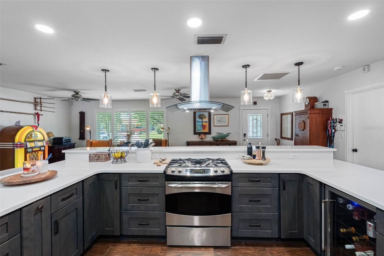 1131 45th Avenue Ne, Saint Petersburg, FL 33703 Photo