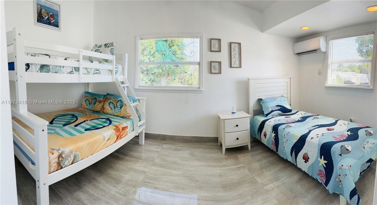 443 4th Rd, Unit MAIN, Key Largo, FL 33037 Photo