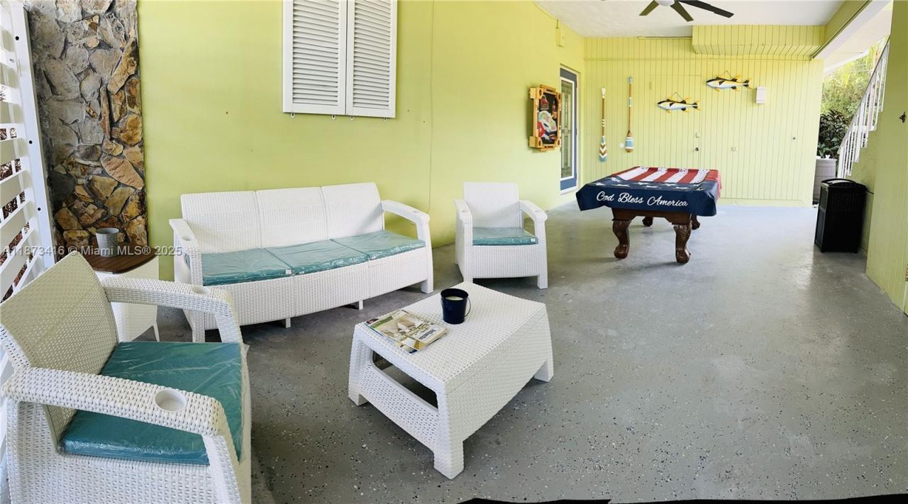 443 4th Rd, Unit MAIN, Key Largo, FL 33037 Photo