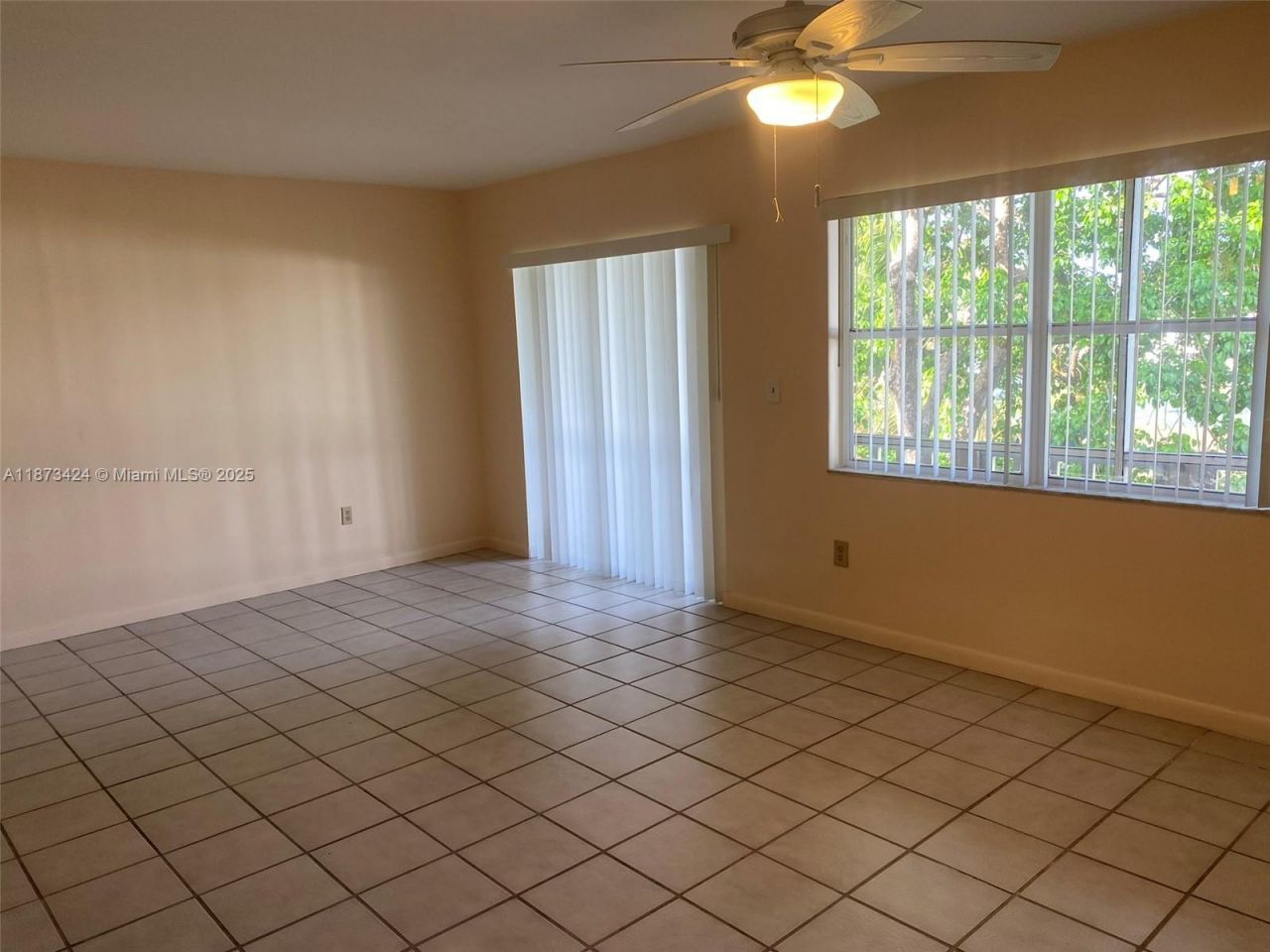 10772 La Placida Dr, Unit 7-301, Coral Springs, FL 33065 Photo