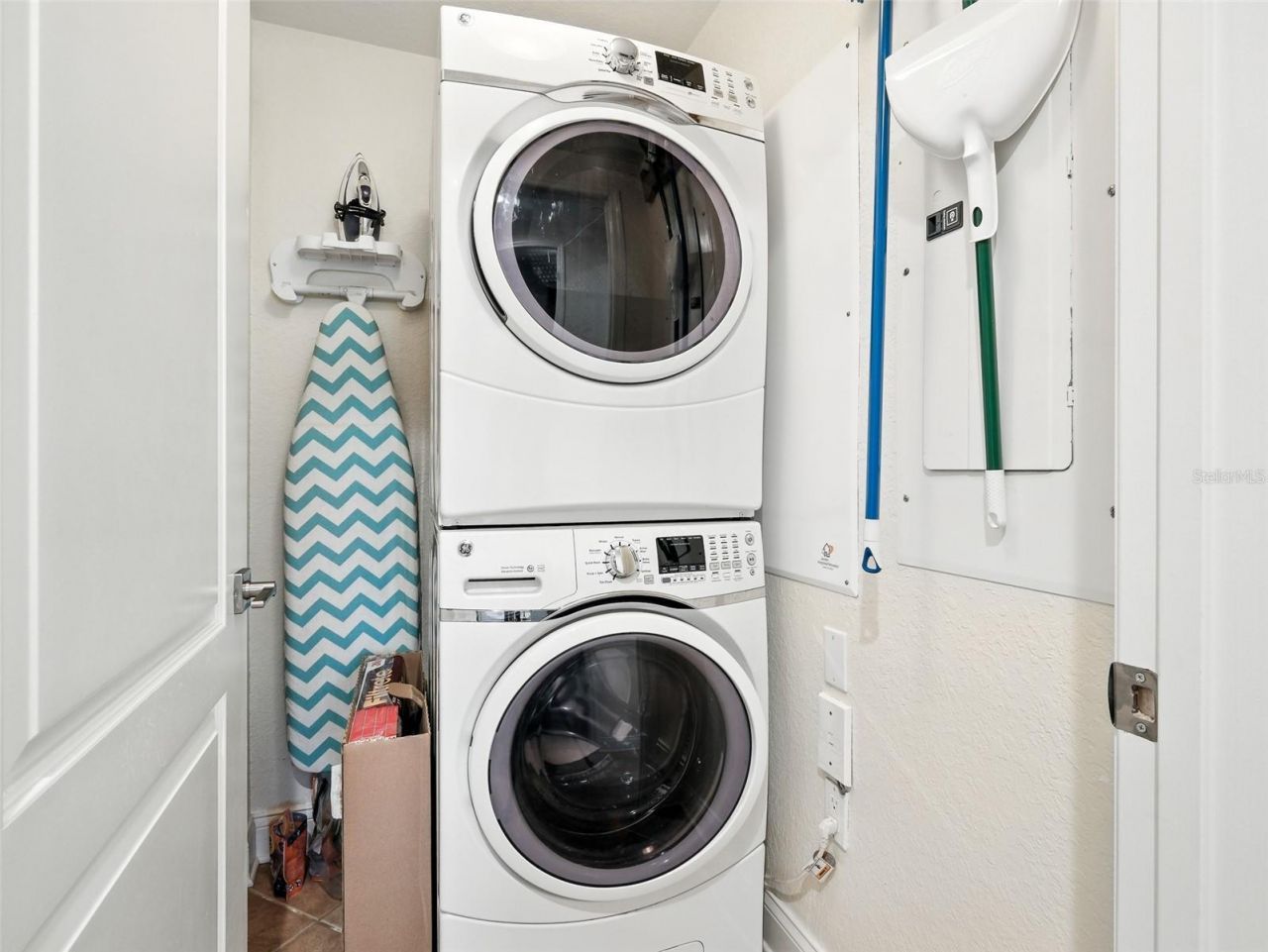 265 Minorca Beach Way, Unit 402, New Smyrna Beach, FL 32169 Photo