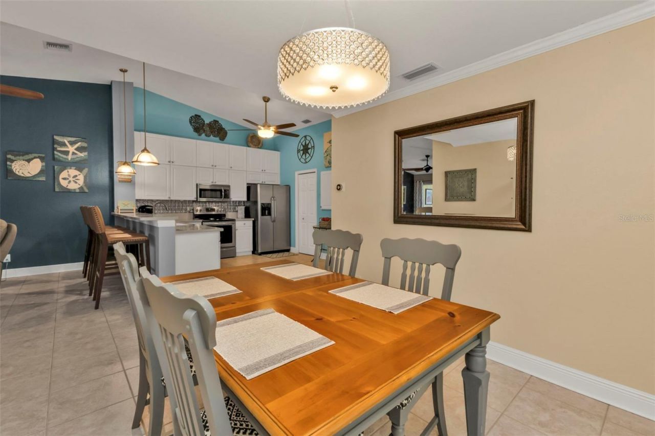 2000 Bal Harbor Boulevard, Unit 321, Punta Gorda, FL 33950 Photo