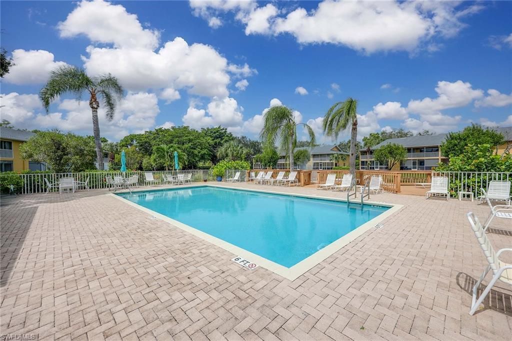 1150 Yesica Ann Cir, Unit A205, Naples, FL 34110 Photo