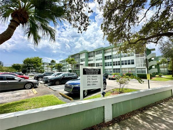 2771 Taft St, Unit 302, Hollywood, FL 33020