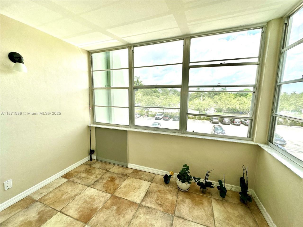 2771 Taft St, Unit 302, Hollywood, FL 33020 Photo