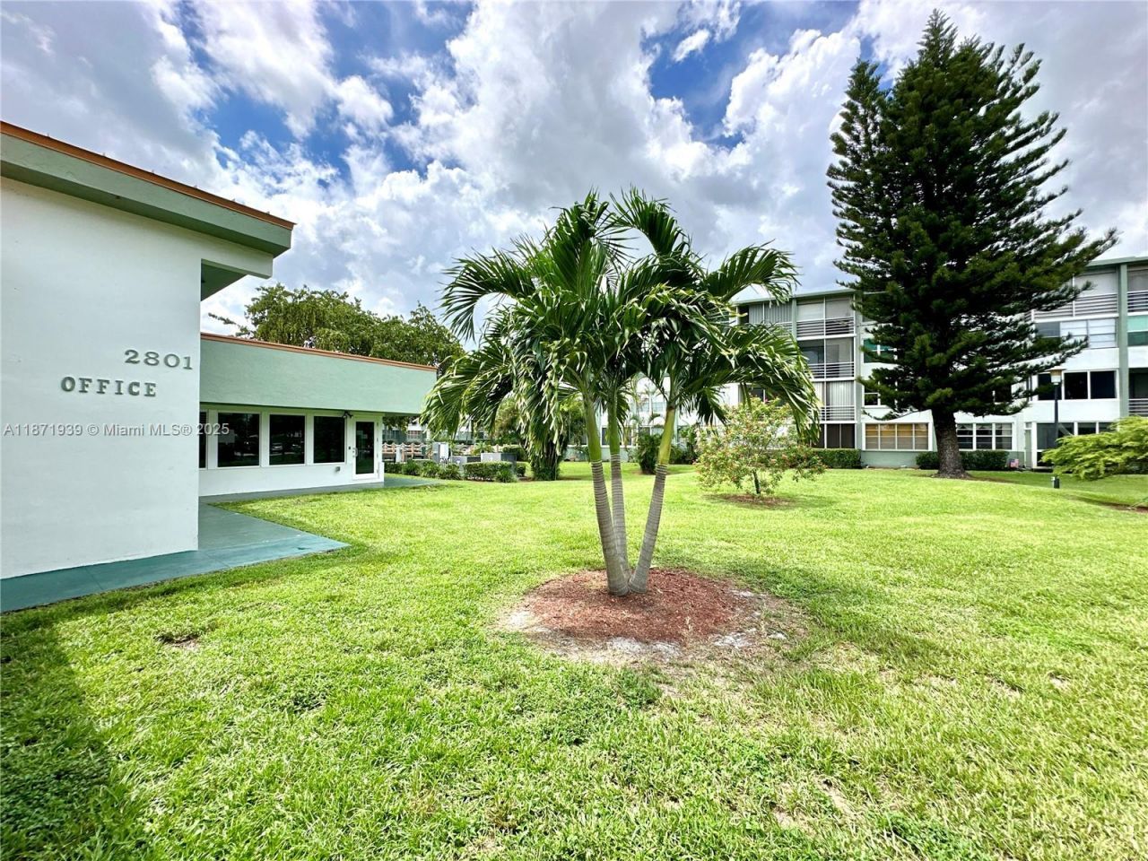 2771 Taft St, Unit 302, Hollywood, FL 33020 Photo