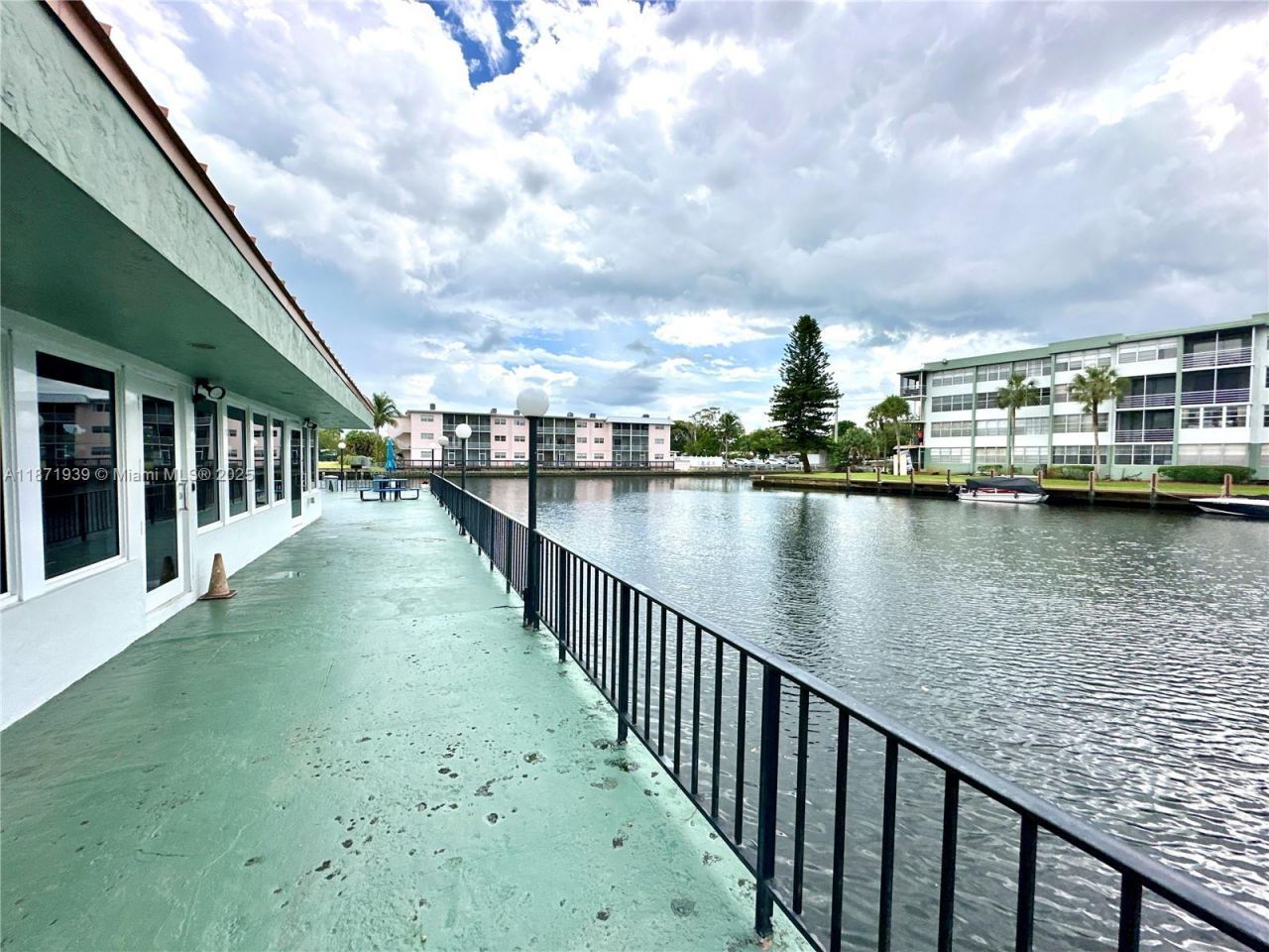 2771 Taft St, Unit 302, Hollywood, FL 33020 Photo