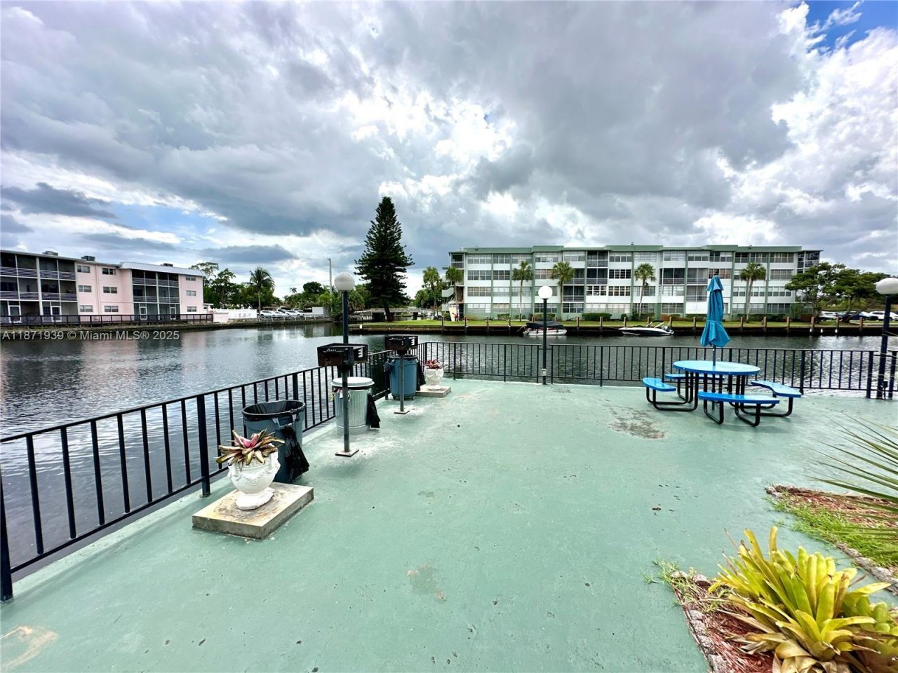 2771 Taft St, Unit 302, Hollywood, FL 33020 Photo