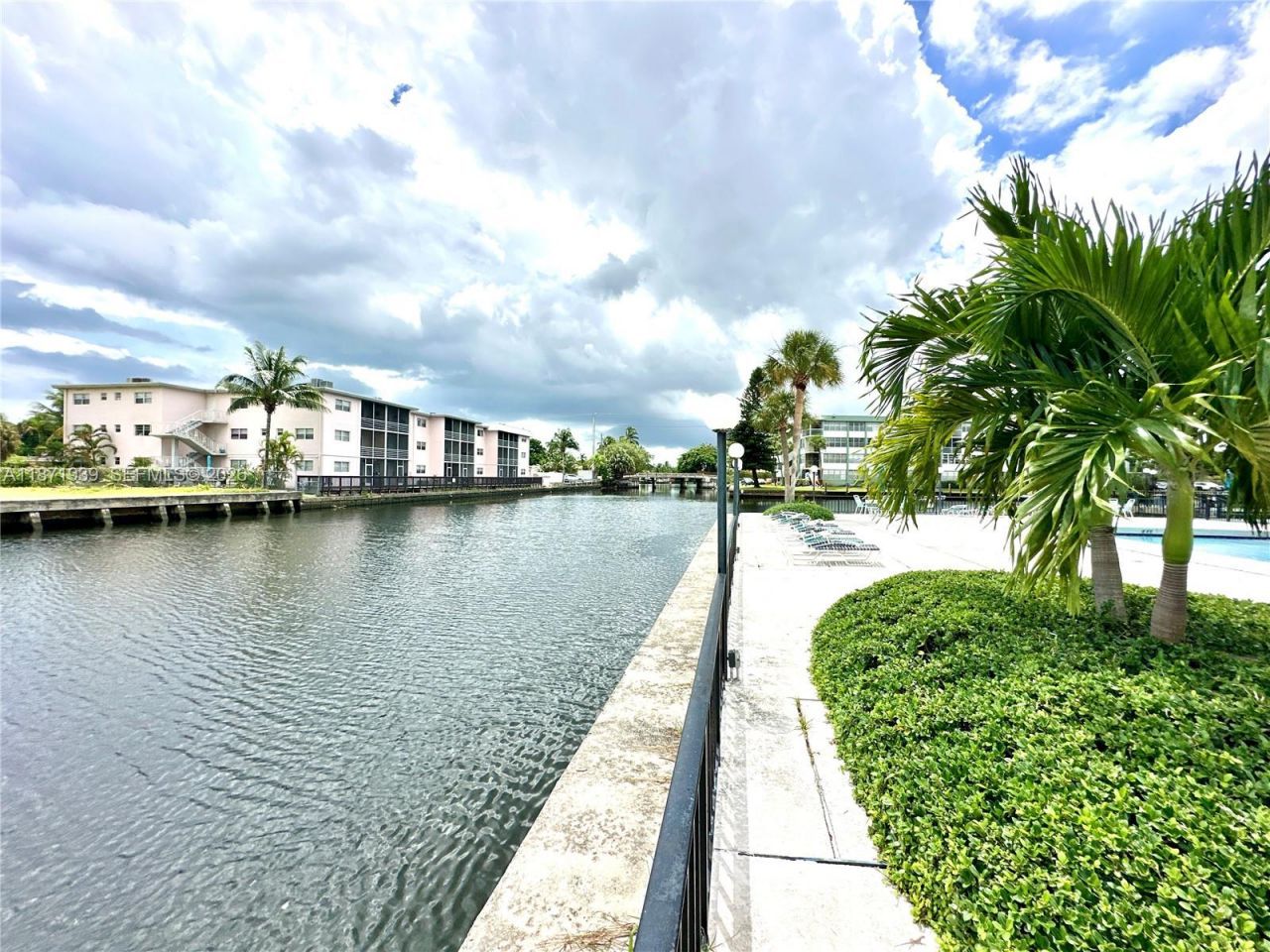 2771 Taft St, Unit 302, Hollywood, FL 33020 Photo