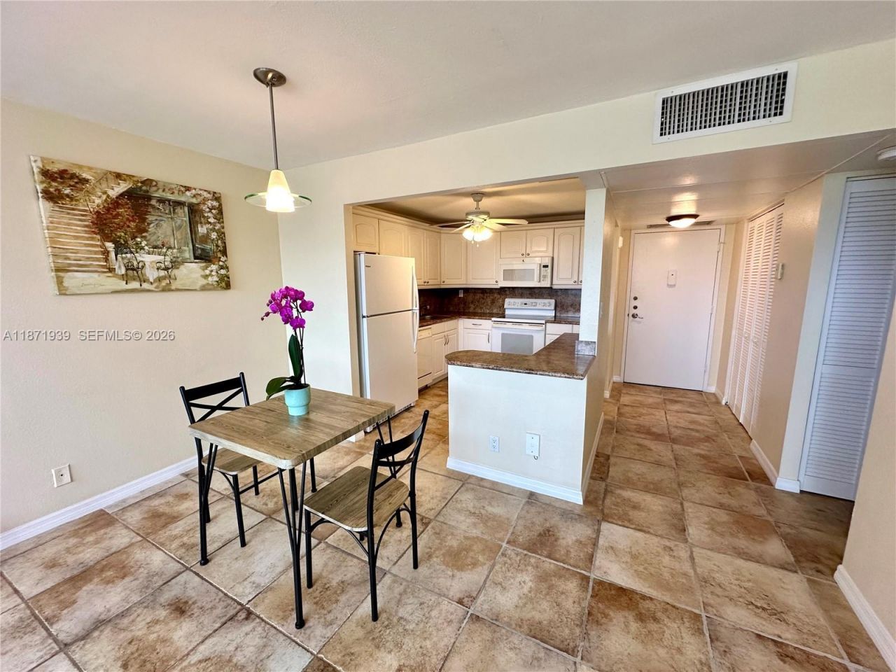 2771 Taft St, Unit 302, Hollywood, FL 33020 Photo