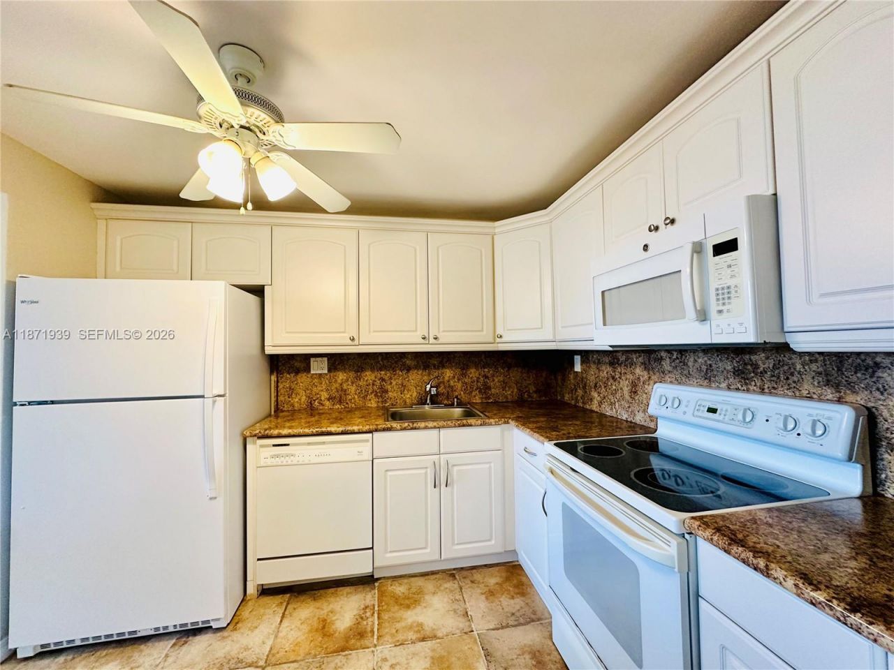 2771 Taft St, Unit 302, Hollywood, FL 33020 Photo